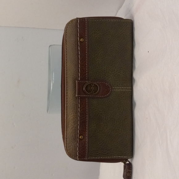 Boc Born Concept Wrist Wallet Womens Green & Brown Vinyl Faux Leather Zipper - Picture 1 of 7